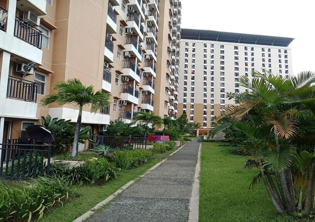 Sopian Apartemen Depok Eksteriør billede
