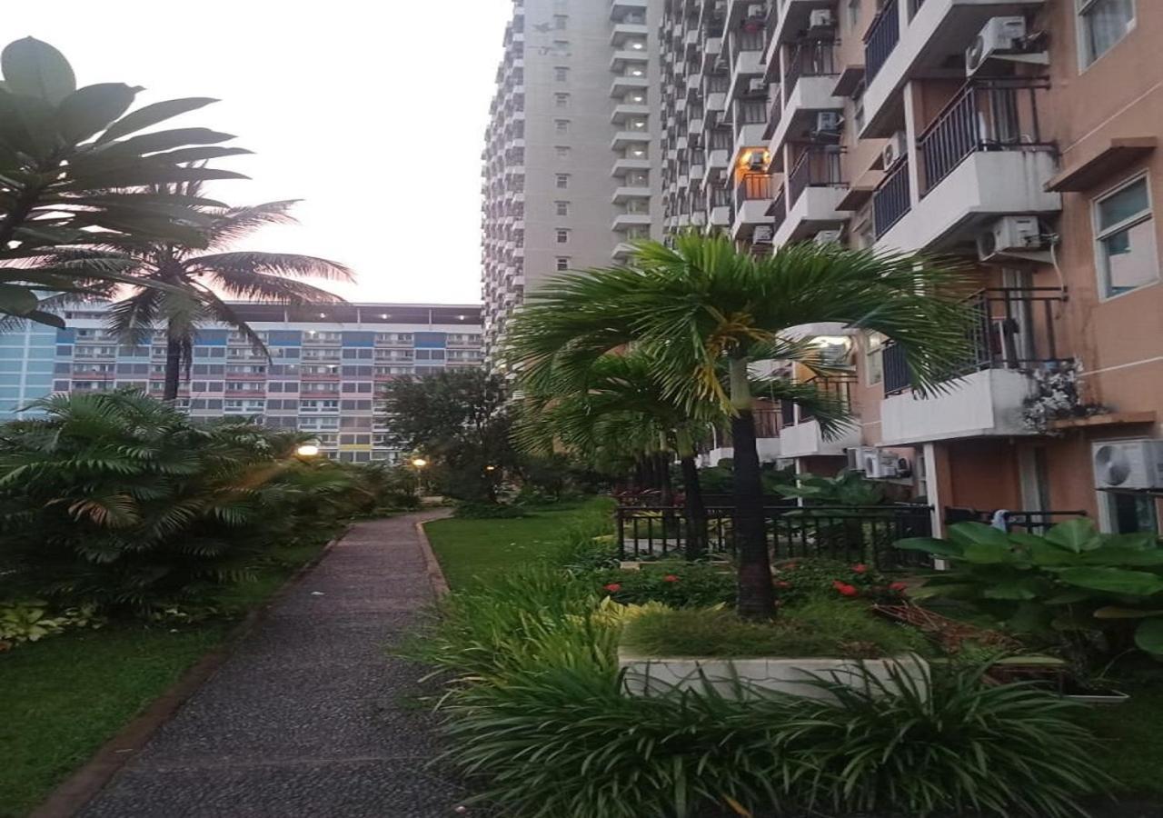 Sopian Apartemen Depok Eksteriør billede
